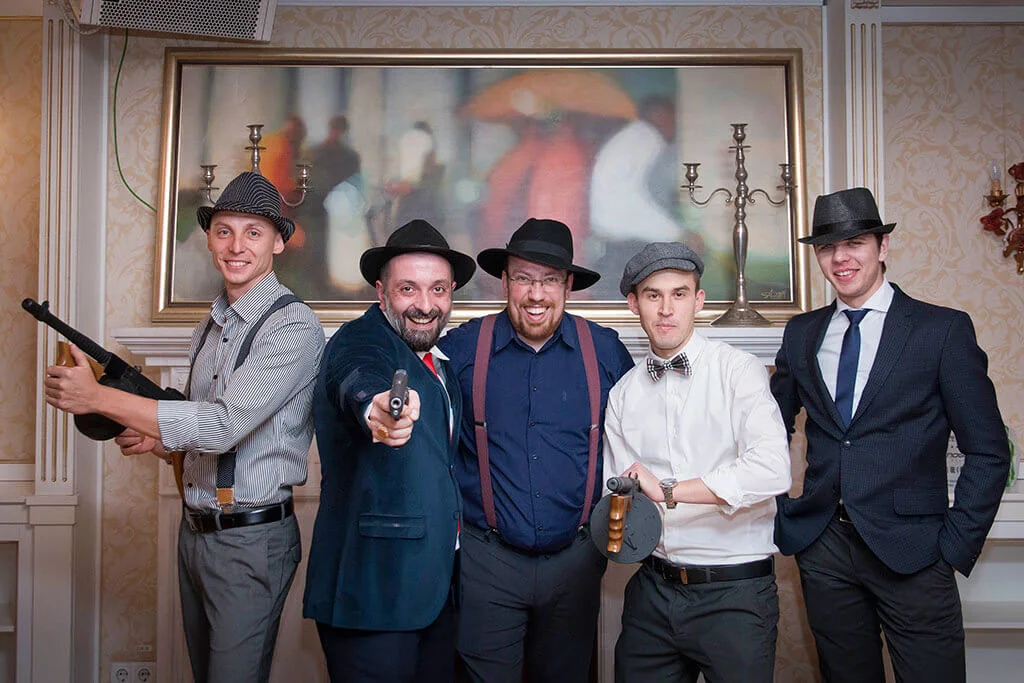 В квестории вы становитесь героем закрученной истории.